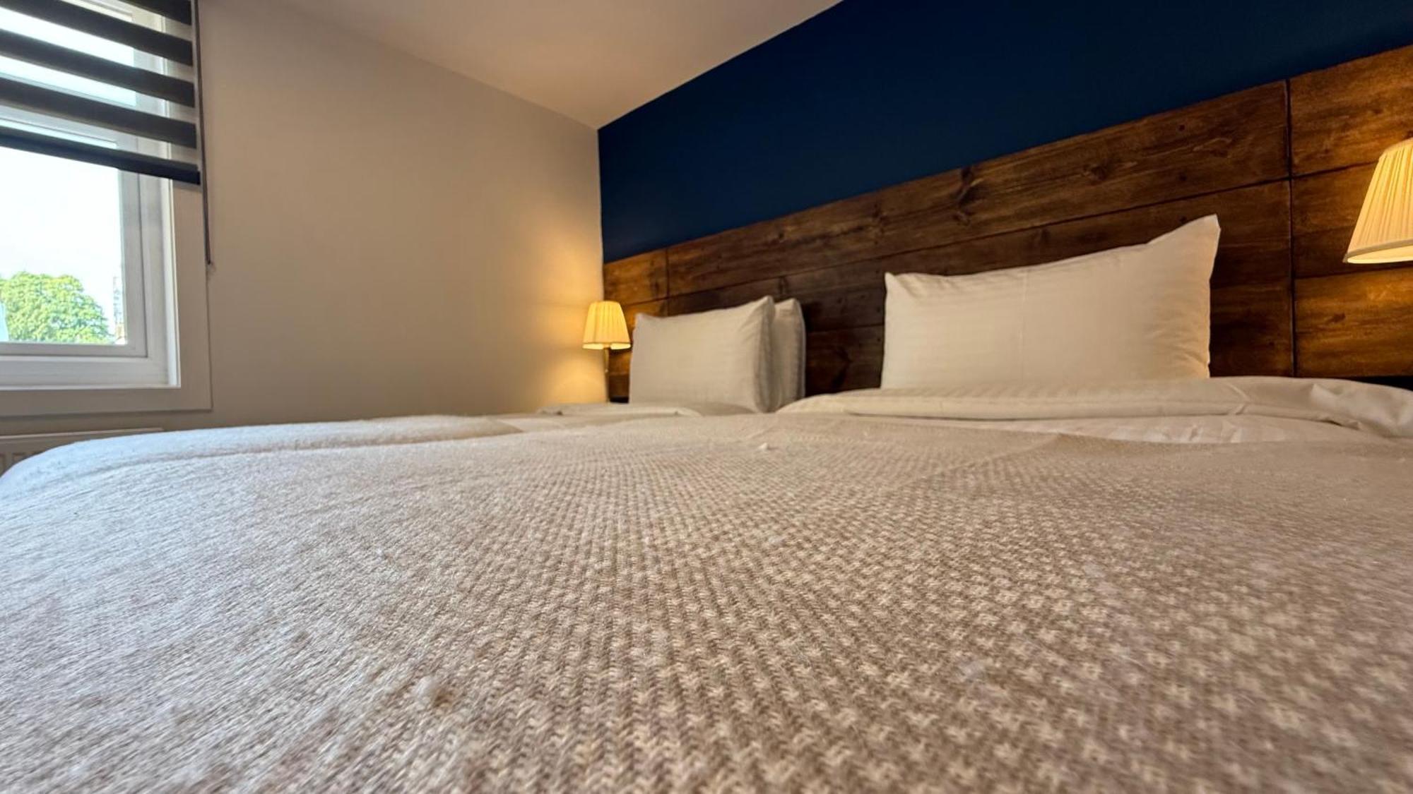 Watermead House Otel Chard Dış mekan fotoğraf